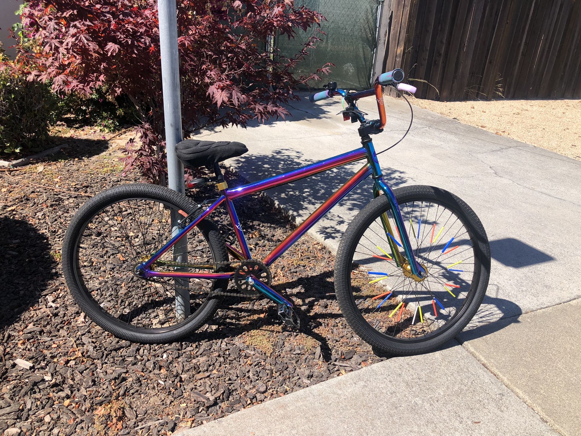 hyper bicycles 26in jet fuel bmx 29in This Hyper Bicycles BMX Bike for Adults features custom jet fuel paint and a heavy Mountain Bike Hyper Jet Bmx