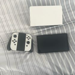 Nintendo Switch (Oled Model)