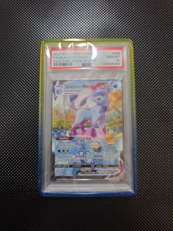Glaceon VMAX Evolving Skies 209/203 PSA 10