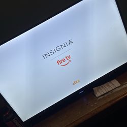 Insignia 32 inch tv
