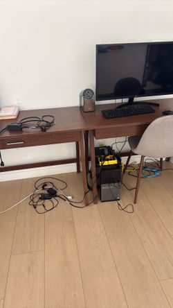 2 Used Desk
