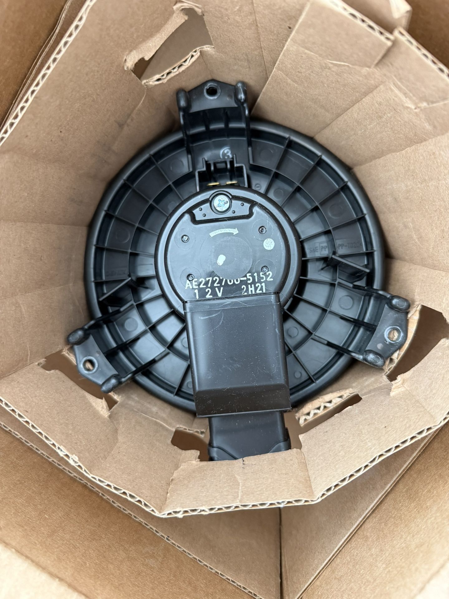 Genuine Toyota Motor Blower