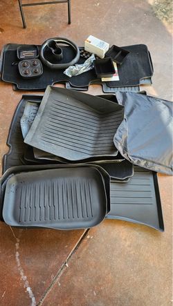 Tesla model y floormats and accessory covers