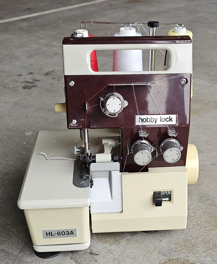 Serger Machine 