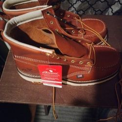 Thorogood Still Toe Work Boots 9  EE
