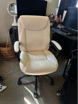 Off White Desk Chair