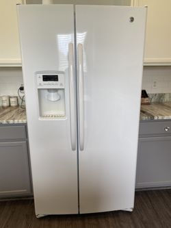 Microwave and fridge combo