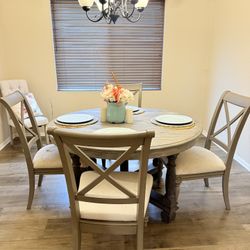 Farmhouse Style Dining Room Table - Wood 4 Seats