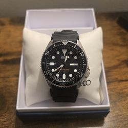 SEIKO SKX 007 BRAND NEW 