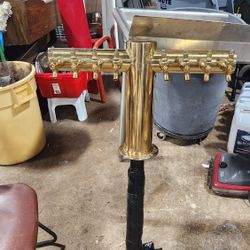 Micro Matic "T" Style Tap Draft Beer Tower - 8 Handles