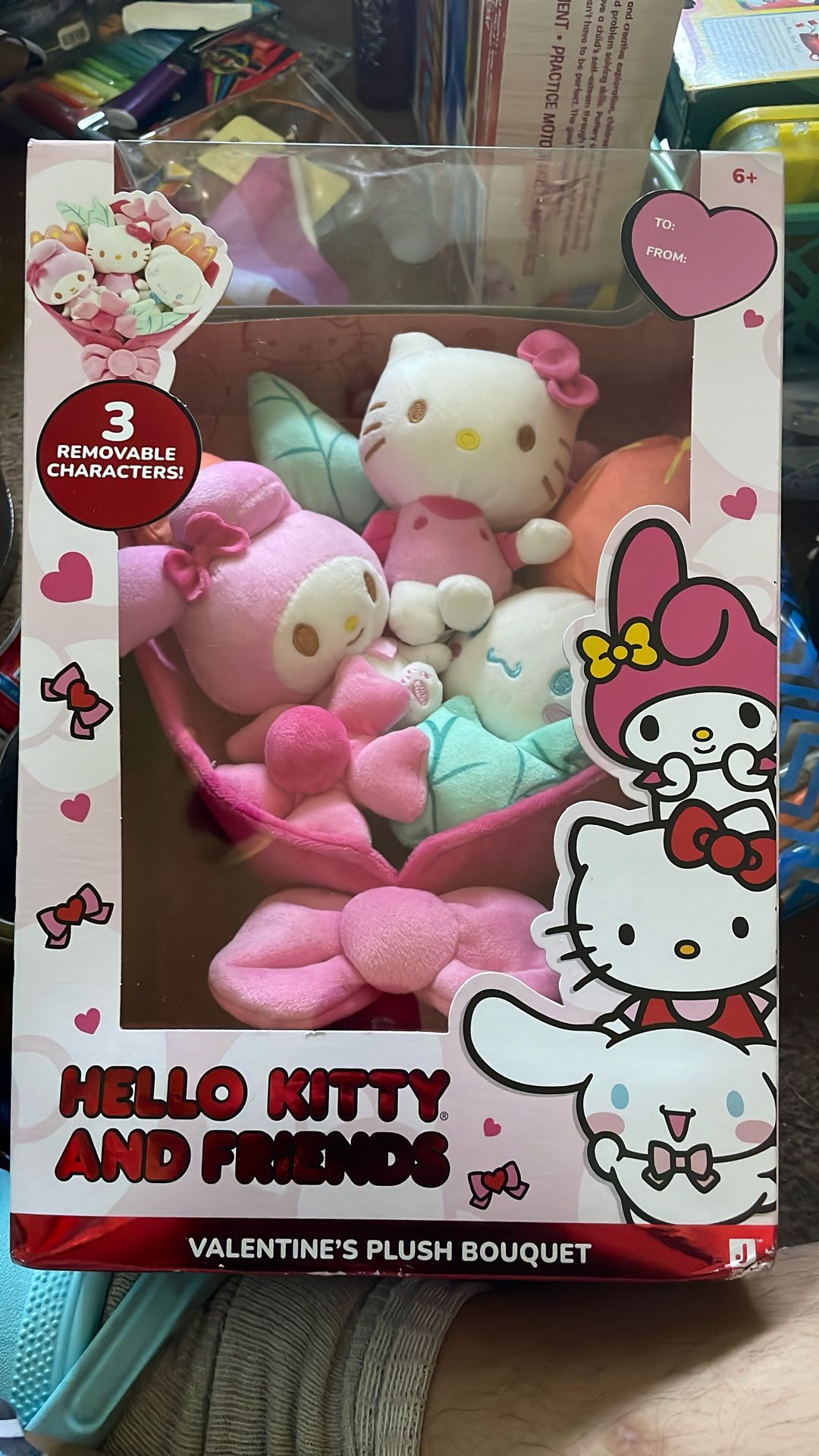 HELLO KITTY AND FRIENDS VALENTINE’S PLUSH BOUQUET