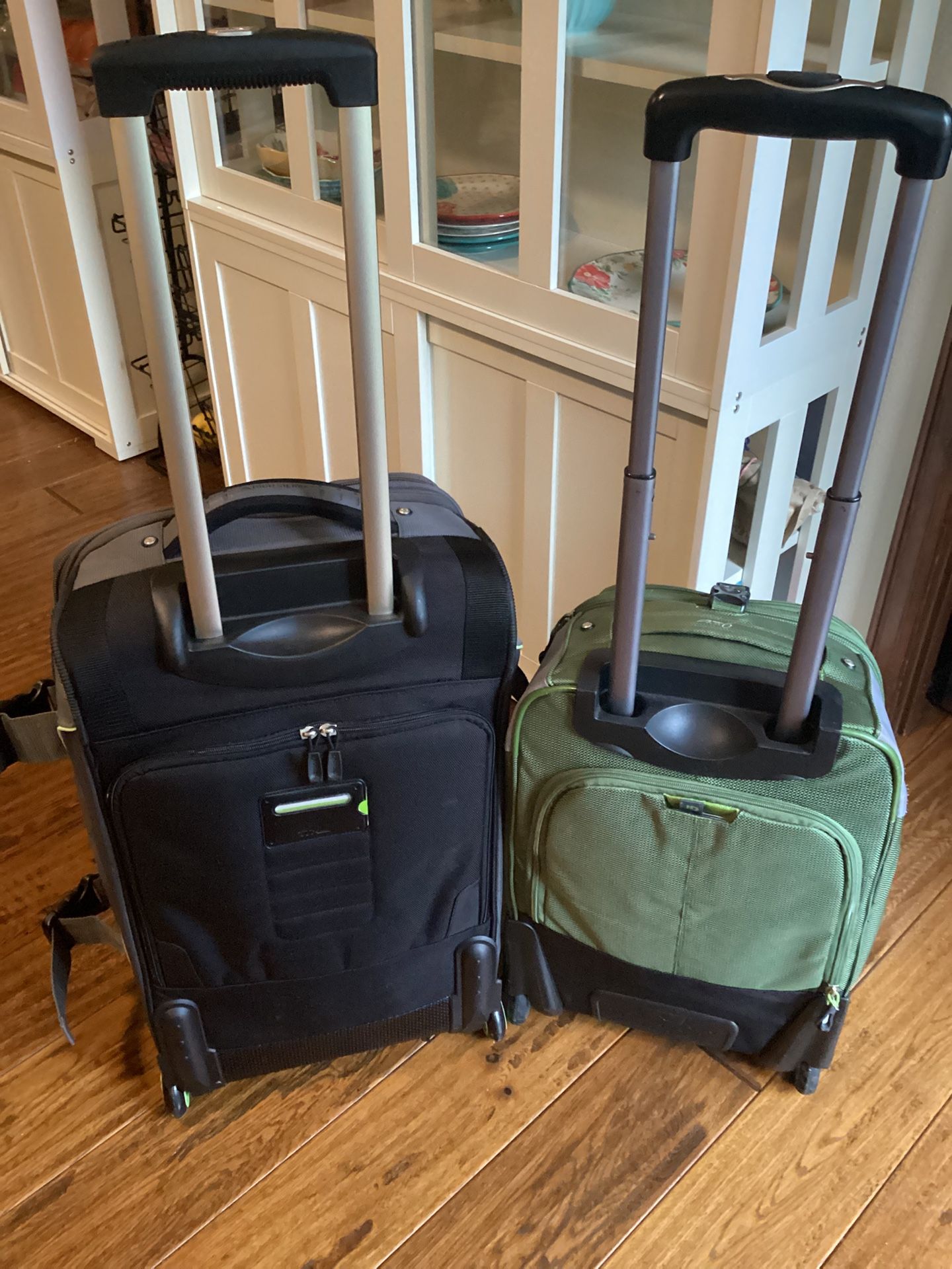 LUGGAGE DUFFLE BAG BACKPACK By HIGH SIERRA ON WHEELS