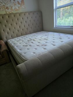 King bedroom frame with mattress