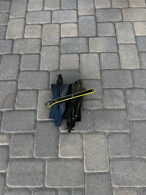 Wheel Stabilizer Chocks
