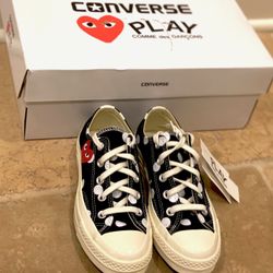Comme des Garçons x Converse Play Chuck Taylor Polka Dot Low