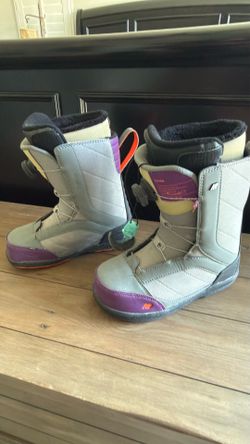 Gray K2 Haven Snowboard Boots Women's Size 7.5