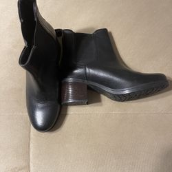 Women’s Black Slip On Ankle Boots - Size 7m