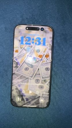 iphone 17 pro (LOCKED) 🍏