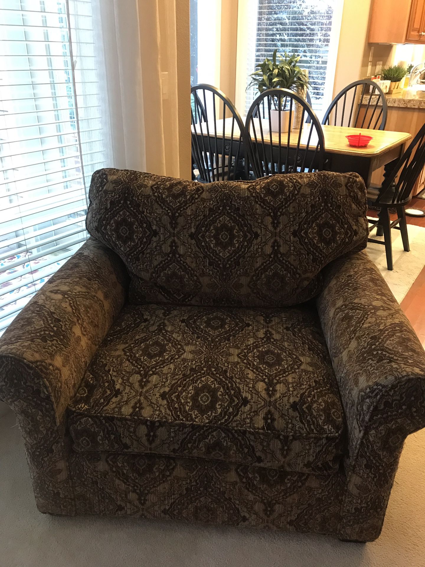 Oversized chair