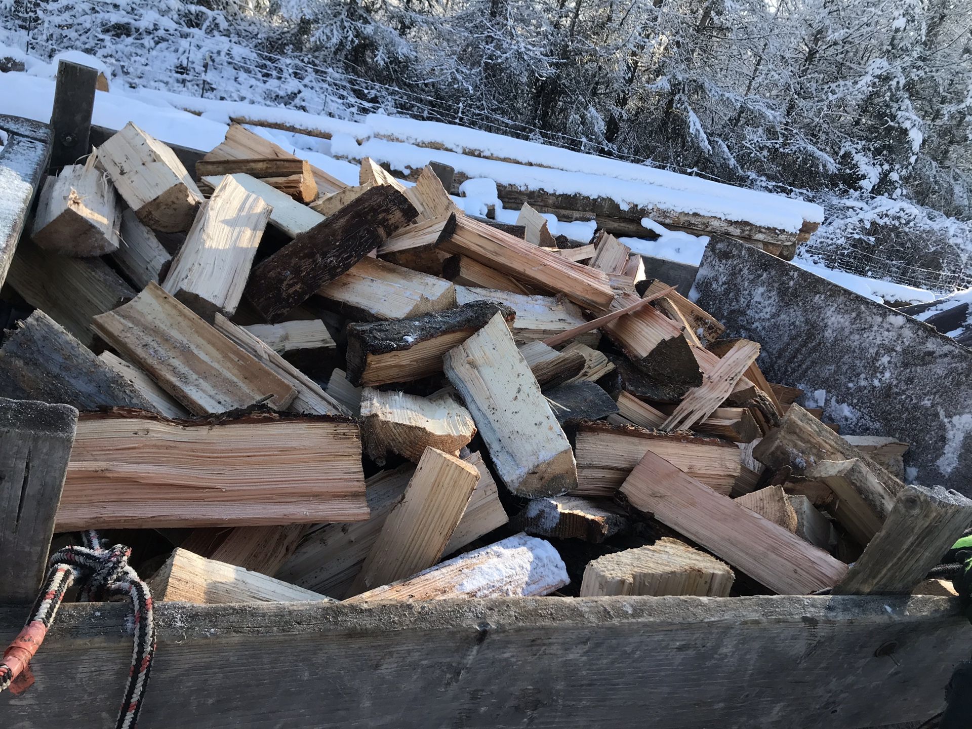 Dry Firewood Delivered & Pickup - Tonight