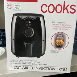 Air Fryer Cooks Brand New Sealed