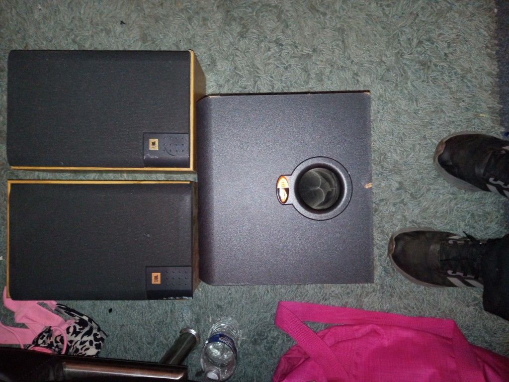 2 JBL Speakers And Klipsch ProM221 Sub