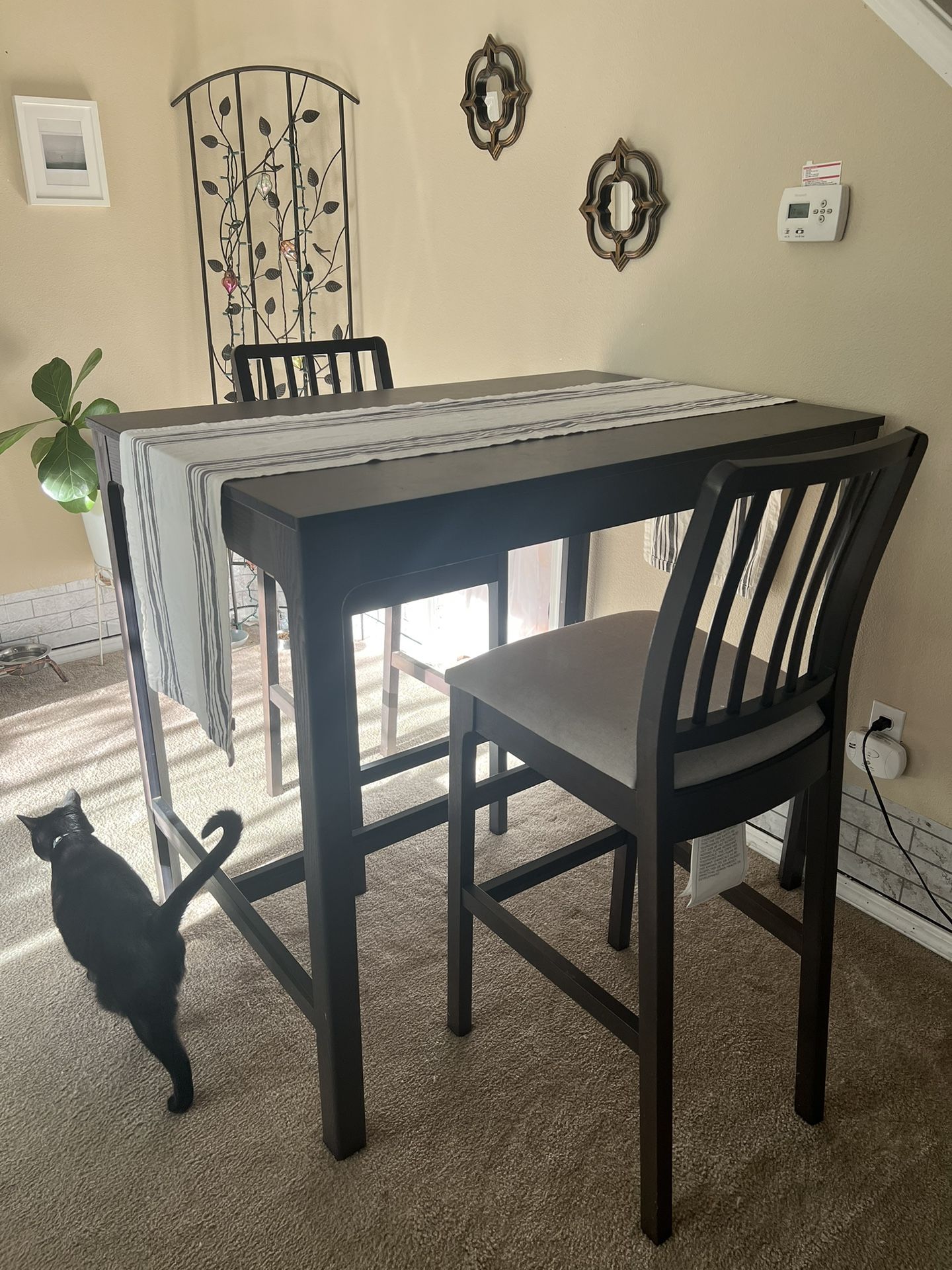 IKEA EKEDALEN Dining Set