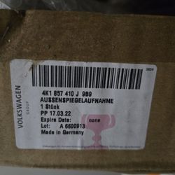 Audi A6 2019 Passenger Side Mirror Mounting