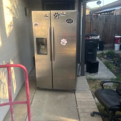 Smart Refrigerator- Samsung