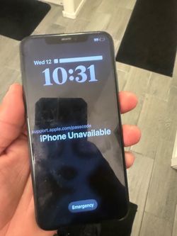 Broken i phone