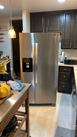 2022 Whirlpool Stainless Refrigerator