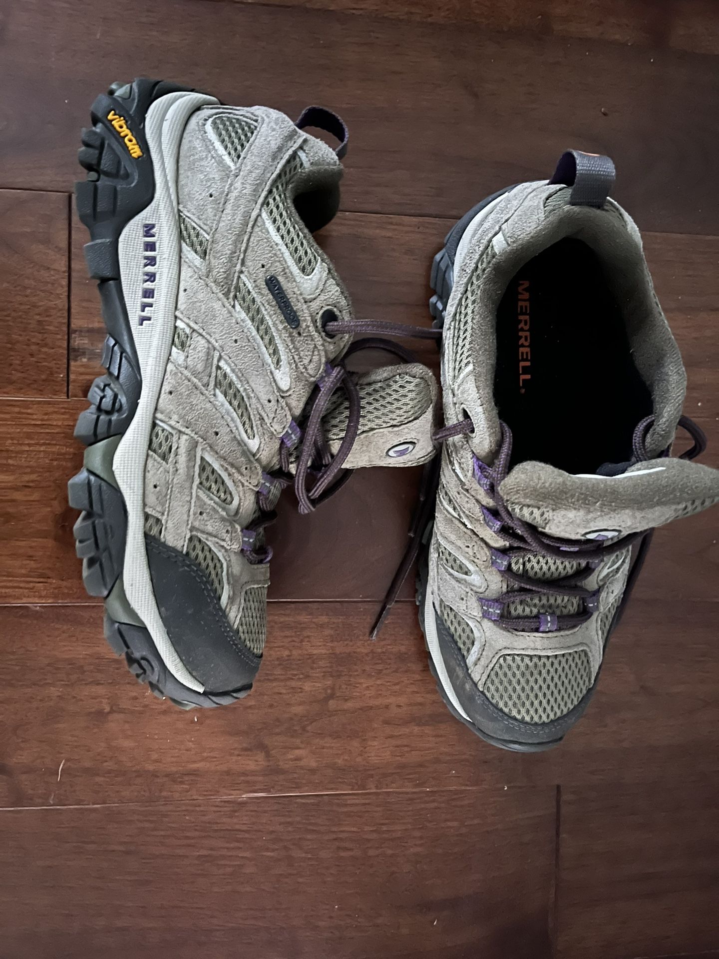 Merrill Waterproof Hiking Shoes 