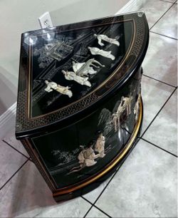 Vintage Chinese Corner Cabinet Chinoiserie Mother of Pearl With Glass Top-