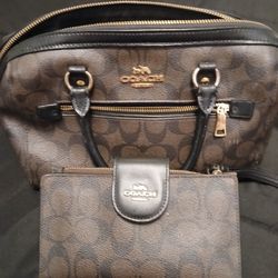 COACH/LONDON FOG HANDBAGS