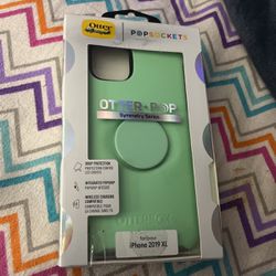 OtterBox pop socket mint green iPhone 11 Pro Max case