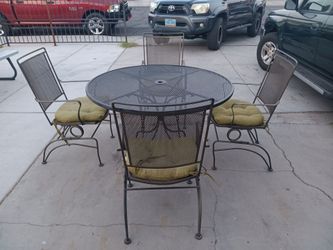 Patio set