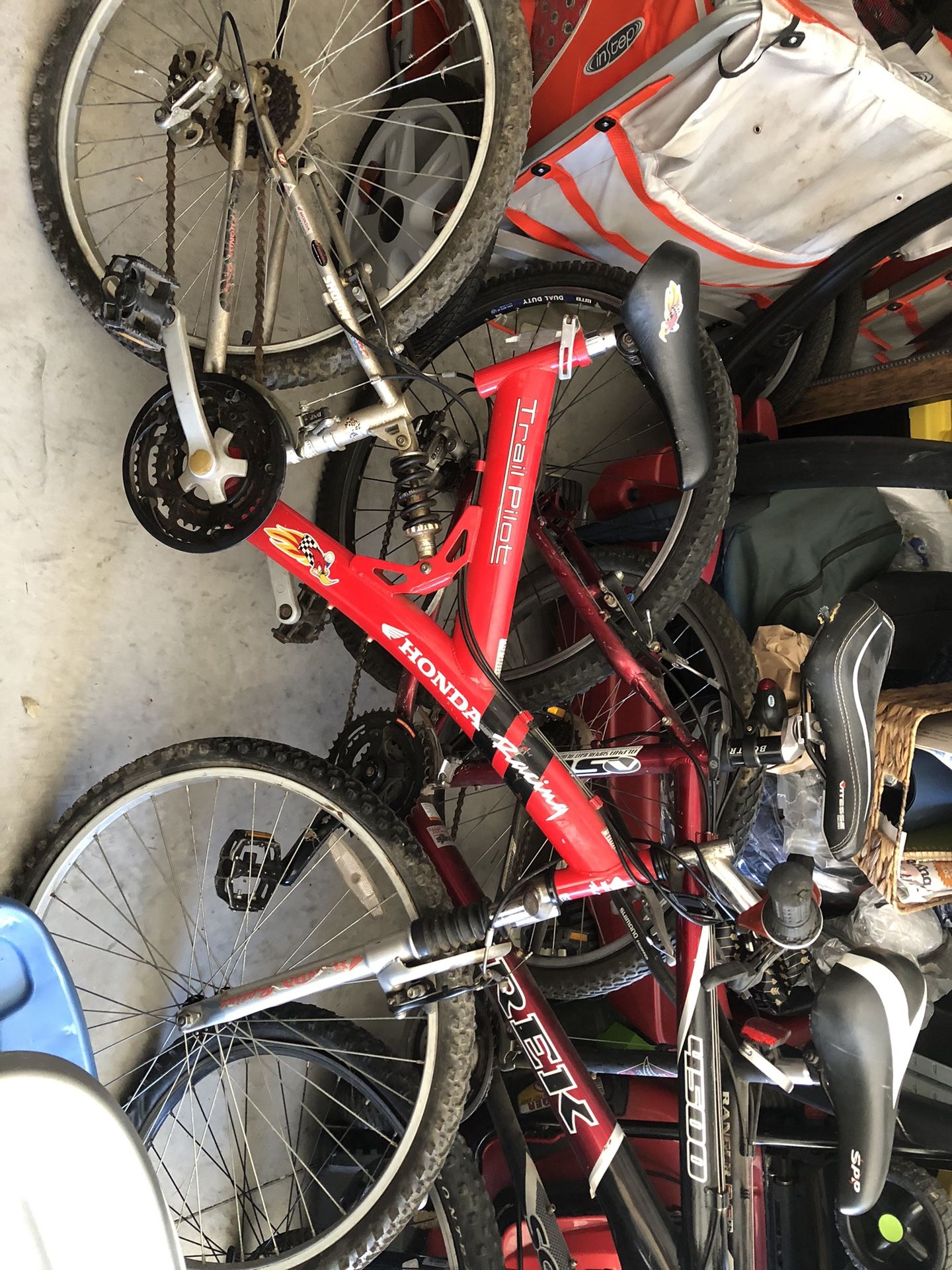 Honda trail pilot Racing Bike For Sale for Sale in Pinellas Park FL OfferUp