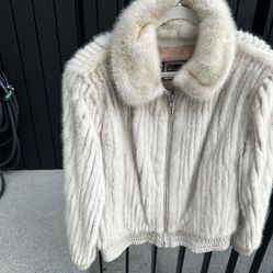 Fur Coat Medium-Large $150