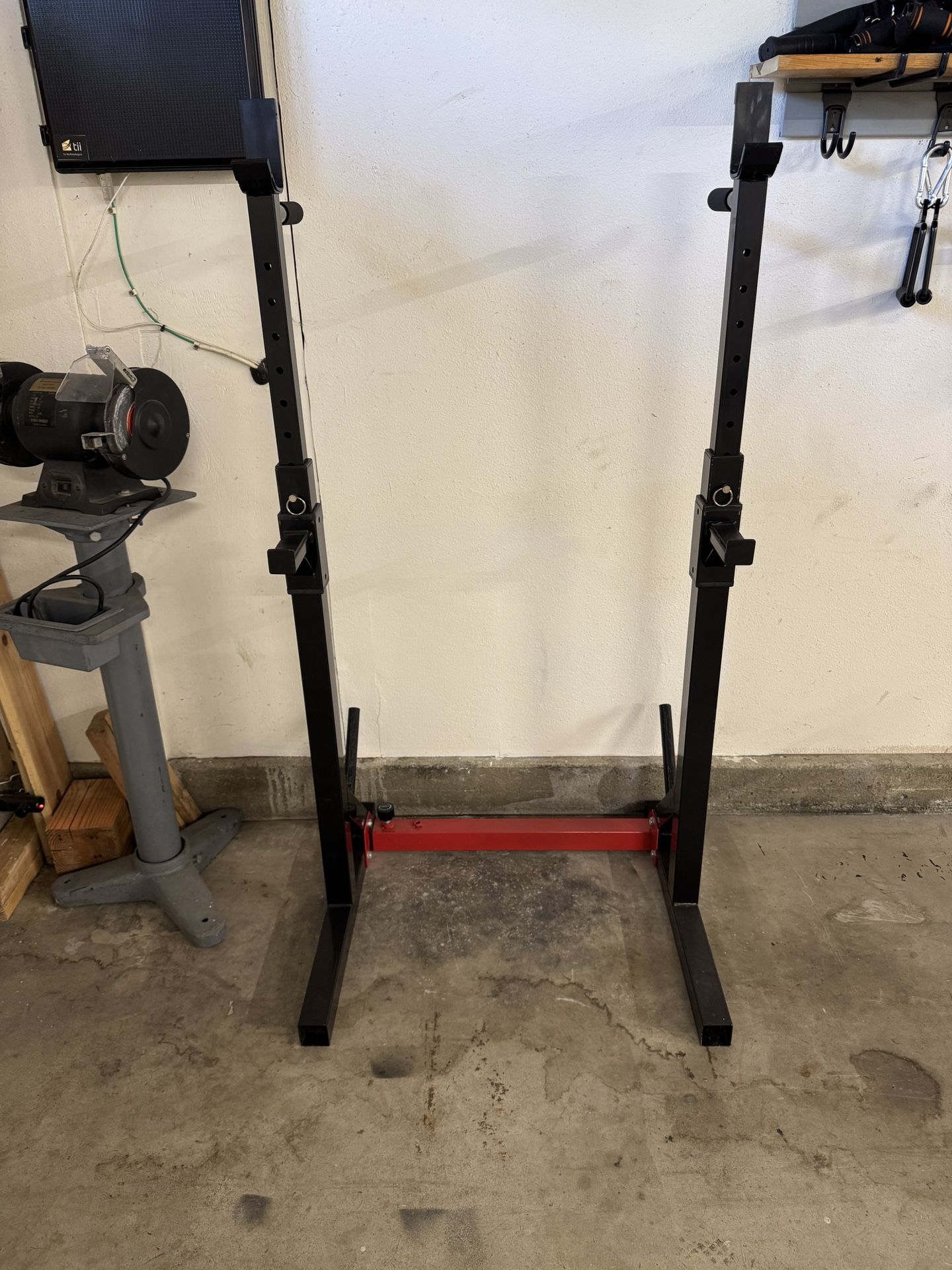 Bench Press And Dumbell Stand