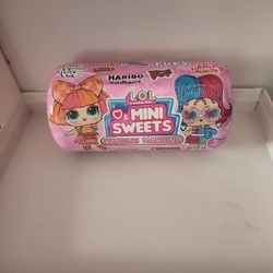 LOL SURPRISE VENDING MACHINE MYSTERY SERIES 3 TOY NEW