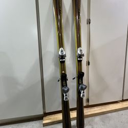 Atomic skis 162 cm