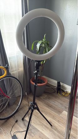 Ring light