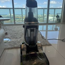 Carpet Cleaner, Heavy Duty bissell Pro Heat 2x Revolution Almost New 