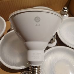 GE 90W LED PAR38 Floodlight Daylight, 12-pack bulbs