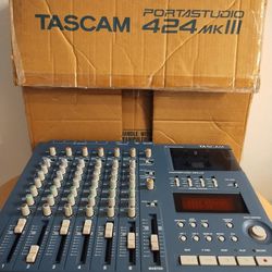 TASCAM Portastudio 424 MKIII Complete - Mint Recording interface 