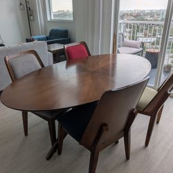 Dining room set (table & 4 chairs)