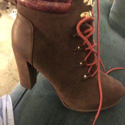 Size 9 brown/red heels $40 obo