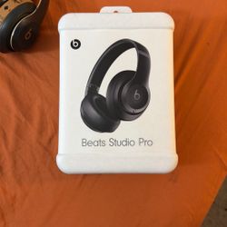 Beats Studio Pro