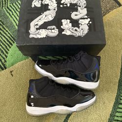 Jordan 11 Space Jam