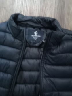 LEEHANTON XL JACKET (no sleeves)